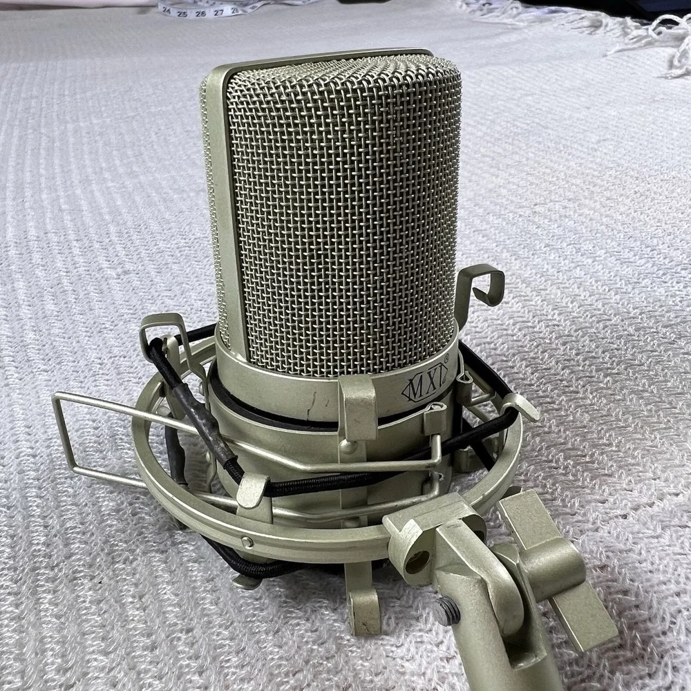 MXL‎ MXL-990 Instrument Condenser Microphone Beginner XLR Connector, Champagne